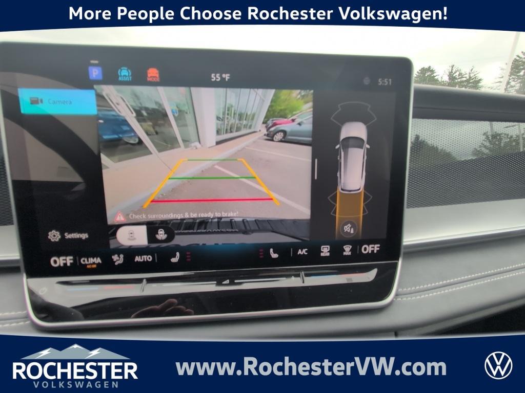 new 2025 Volkswagen Tiguan car, priced at $38,046