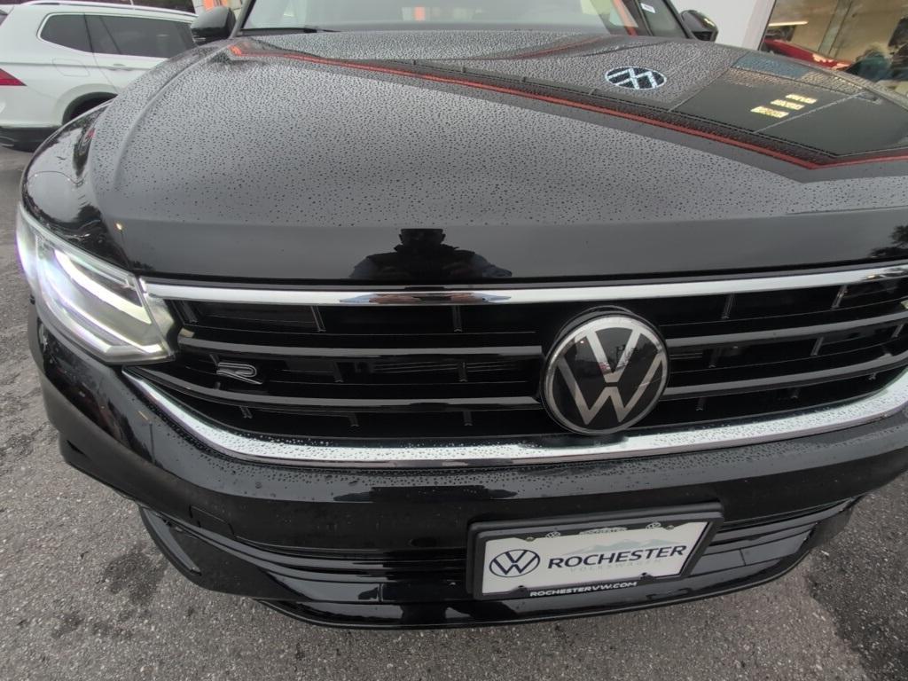 new 2024 Volkswagen Tiguan car, priced at $34,452