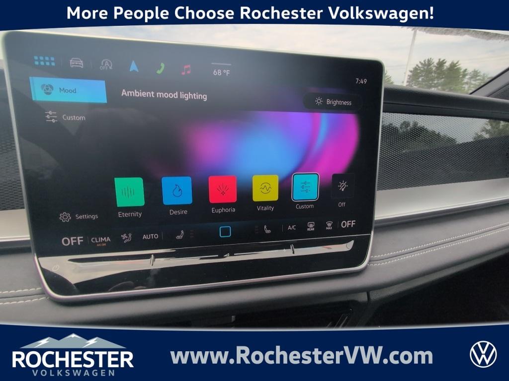 new 2025 Volkswagen Tiguan car, priced at $37,426