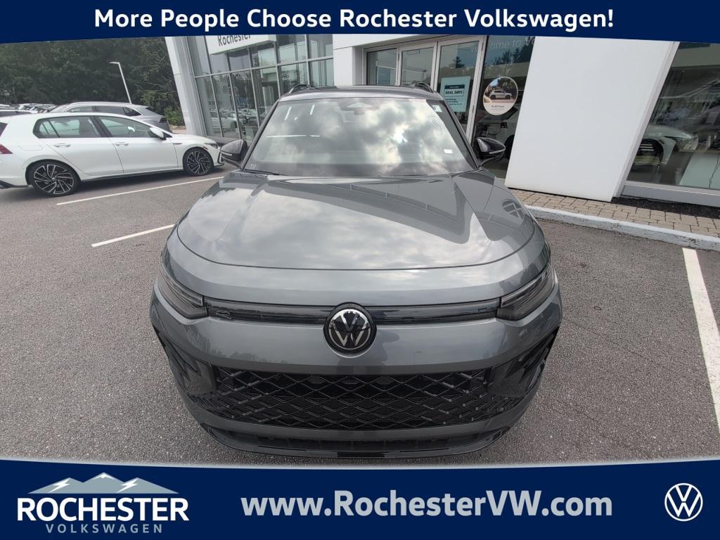 new 2025 Volkswagen Tiguan car, priced at $37,426