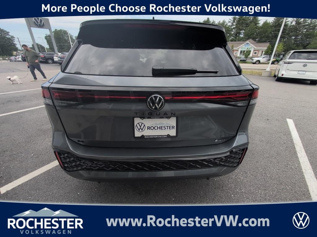 new 2025 Volkswagen Tiguan car, priced at $37,426