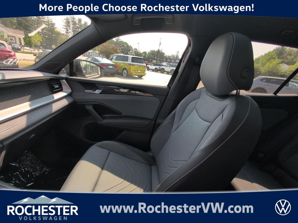 new 2025 Volkswagen Tiguan car, priced at $38,786