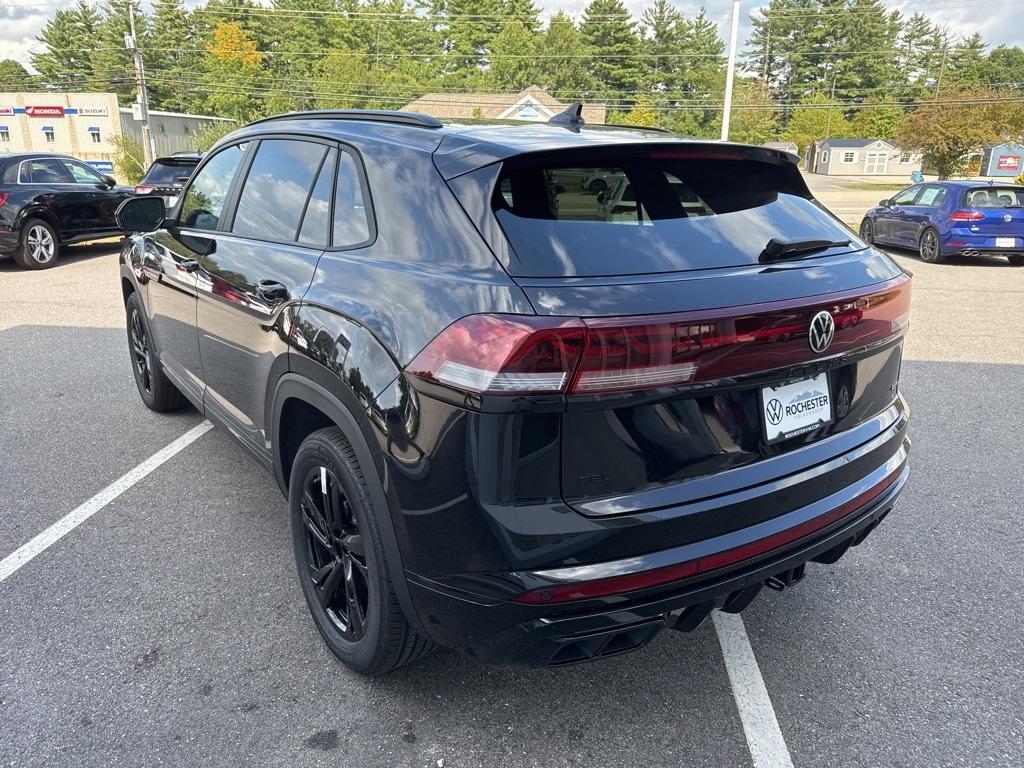 new 2026 Volkswagen Atlas Cross Sport car, priced at $50,525