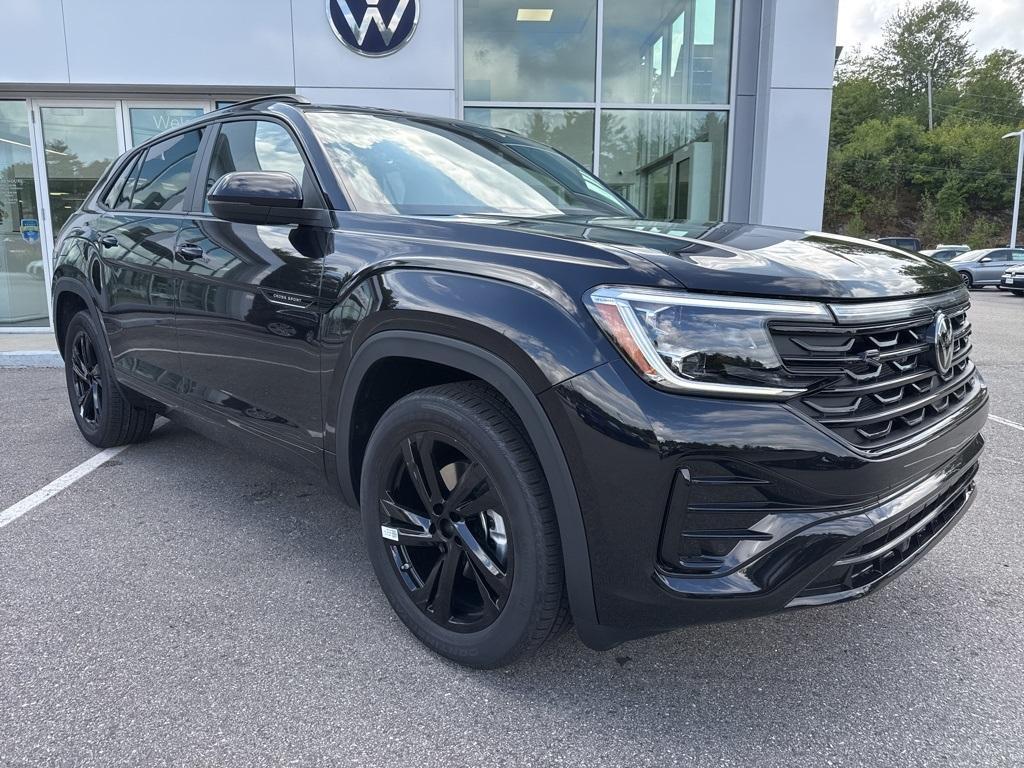 new 2026 Volkswagen Atlas Cross Sport car, priced at $50,525