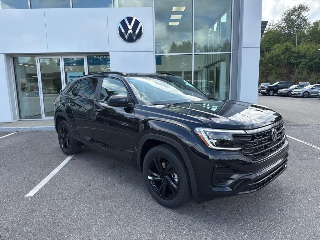 new 2026 Volkswagen Atlas Cross Sport car, priced at $50,525