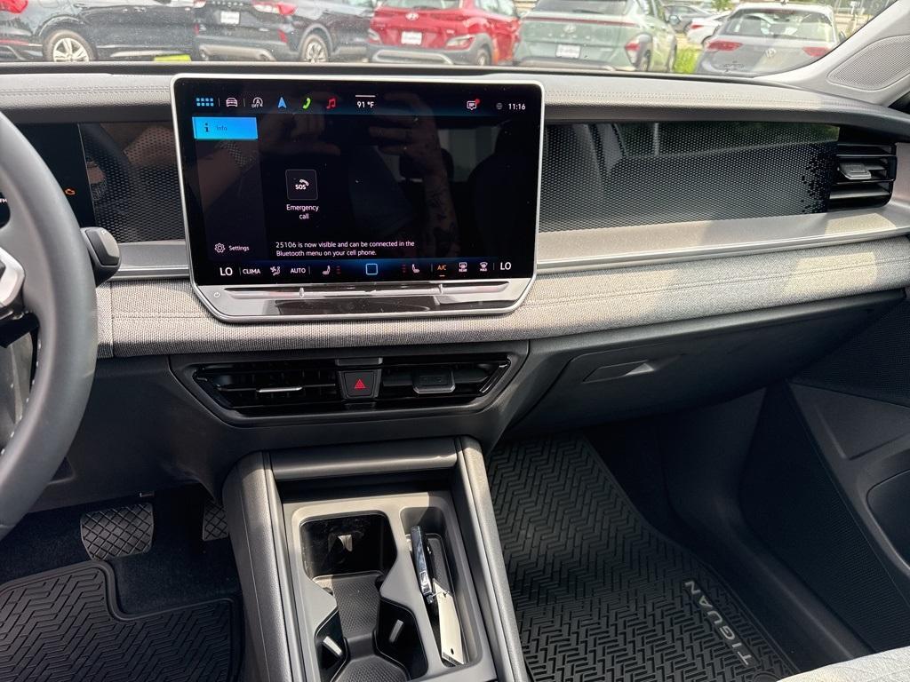 new 2025 Volkswagen Tiguan car, priced at $31,576