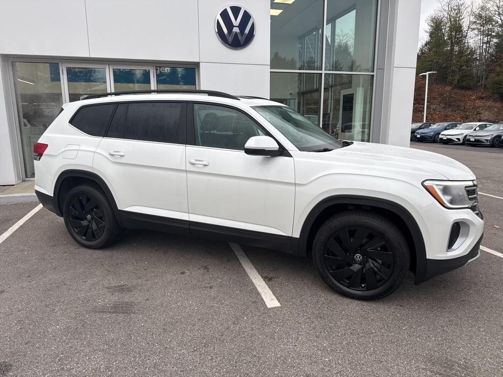 new 2026 Volkswagen Atlas car, priced at $47,386