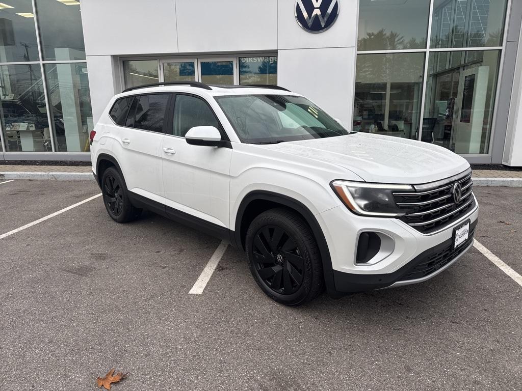 new 2026 Volkswagen Atlas car, priced at $47,386
