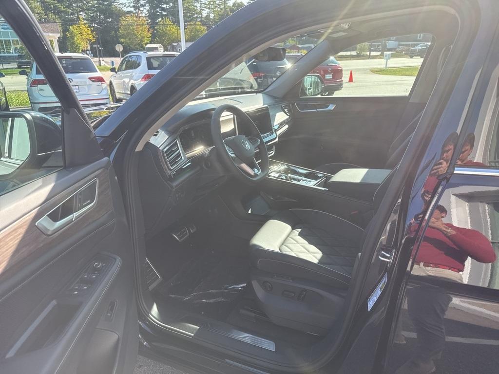 new 2026 Volkswagen Atlas car, priced at $54,822