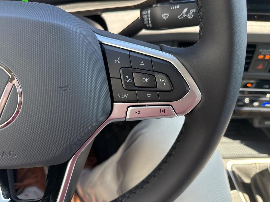 new 2025 Volkswagen Jetta car, priced at $28,046