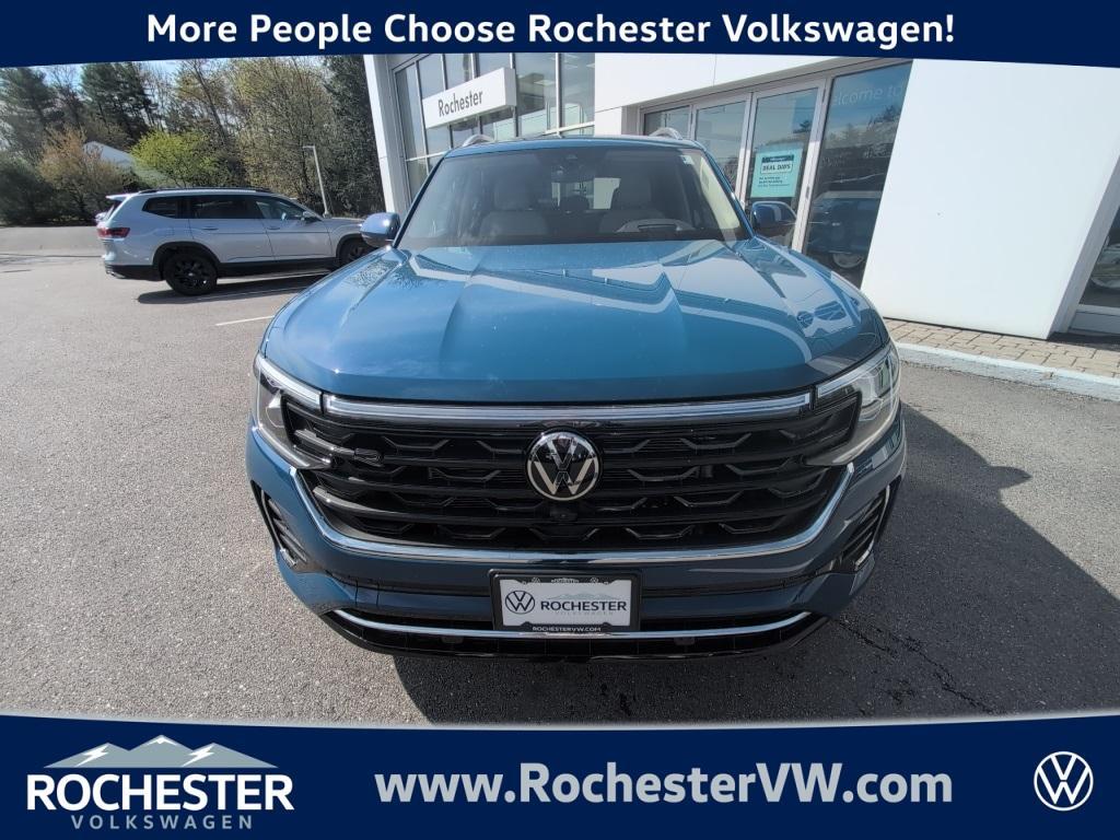 new 2025 Volkswagen Atlas car, priced at $50,222