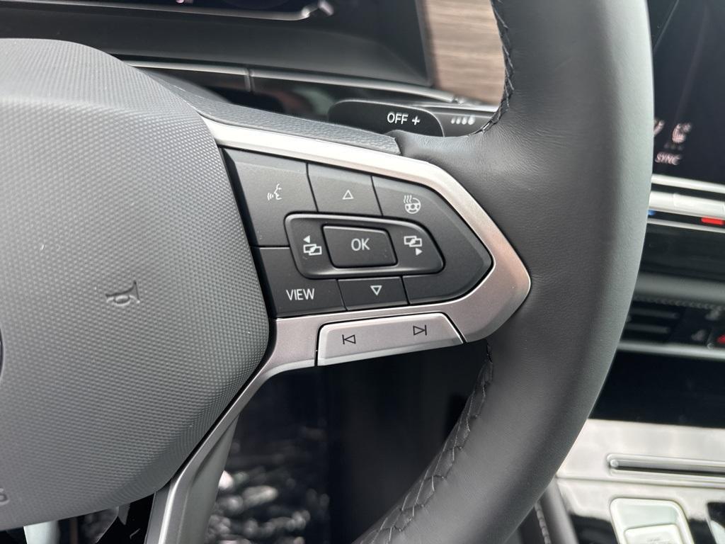 new 2025 Volkswagen Atlas car, priced at $50,325