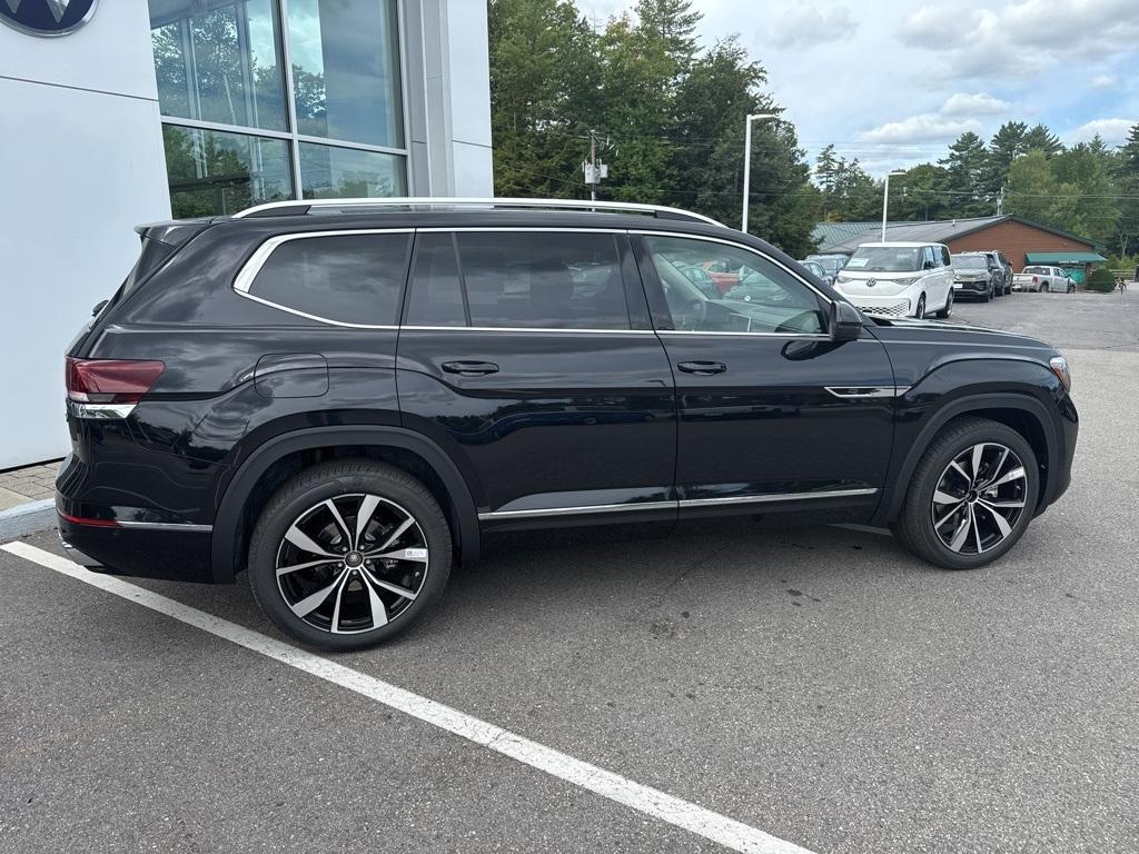 new 2025 Volkswagen Atlas car, priced at $50,325