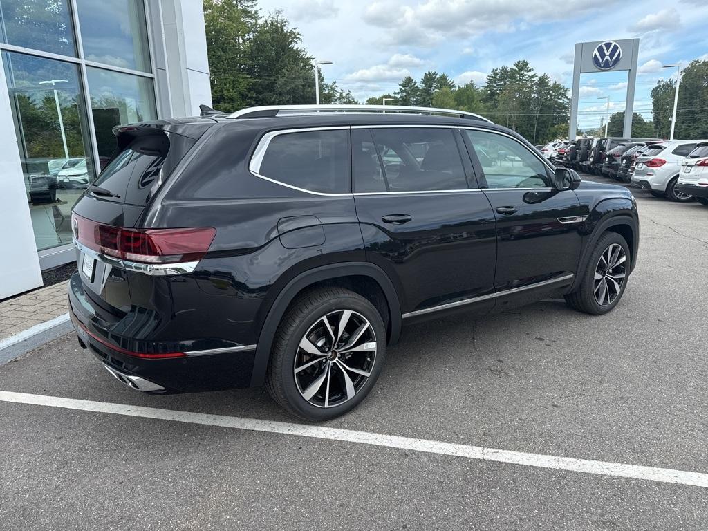 new 2025 Volkswagen Atlas car, priced at $50,325