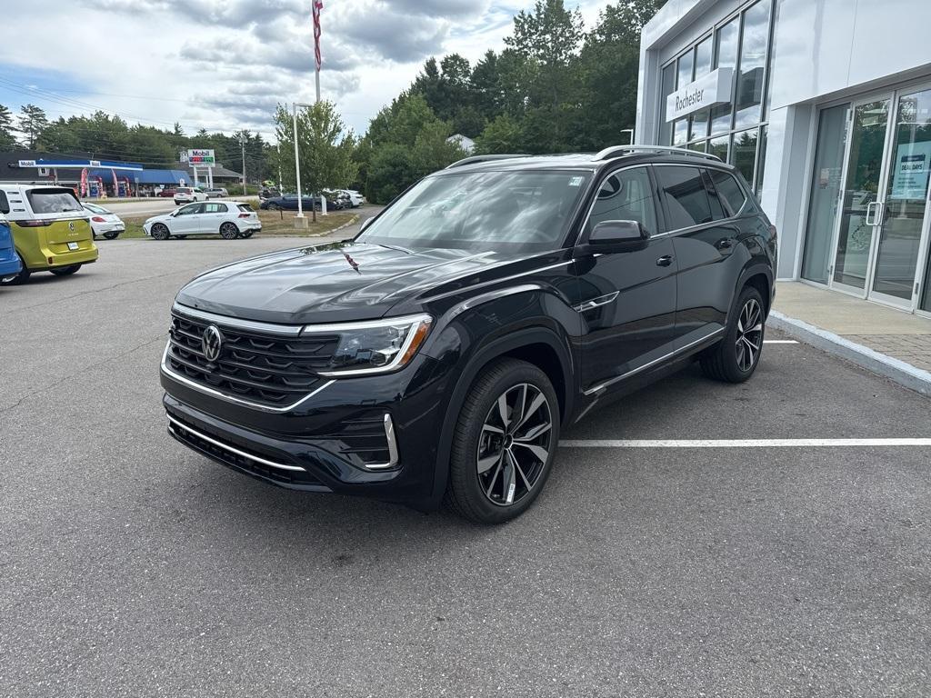 new 2025 Volkswagen Atlas car, priced at $50,325