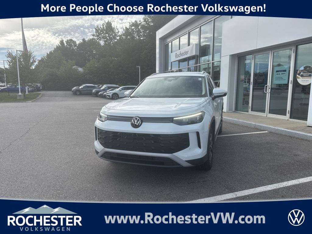 new 2025 Volkswagen Tiguan car, priced at $31,170