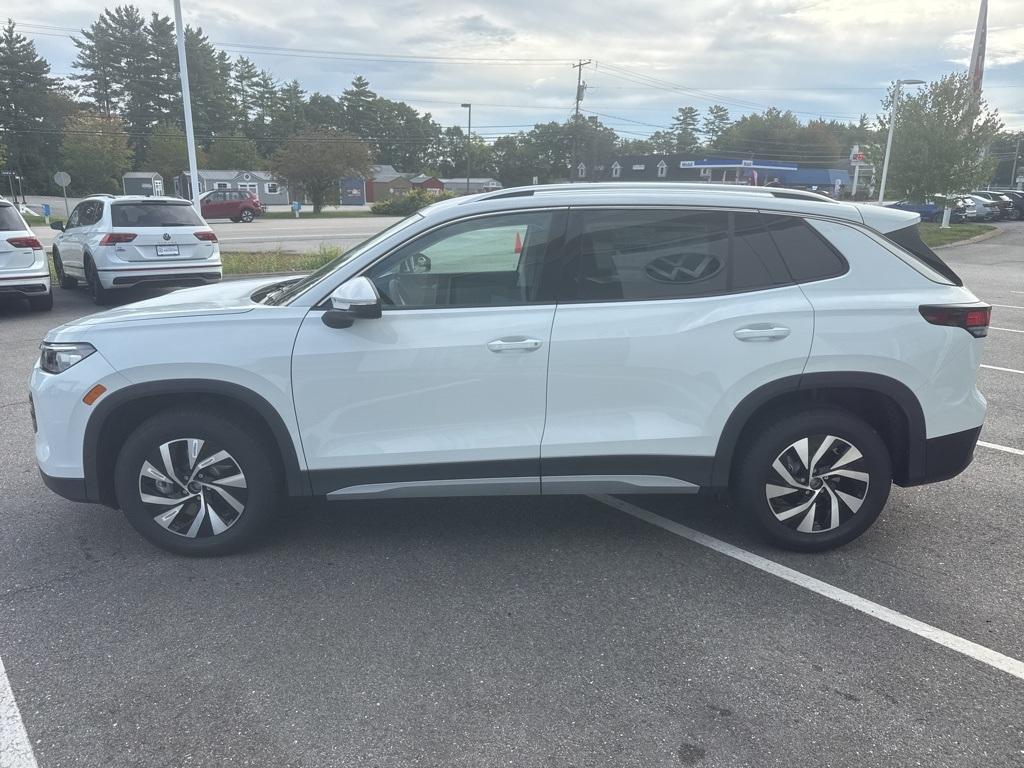 new 2025 Volkswagen Tiguan car, priced at $31,170