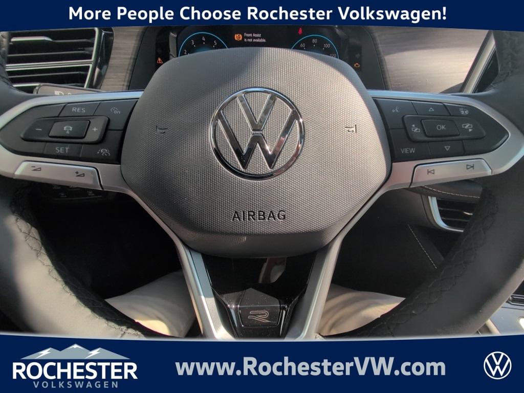 new 2025 Volkswagen Atlas car, priced at $52,195