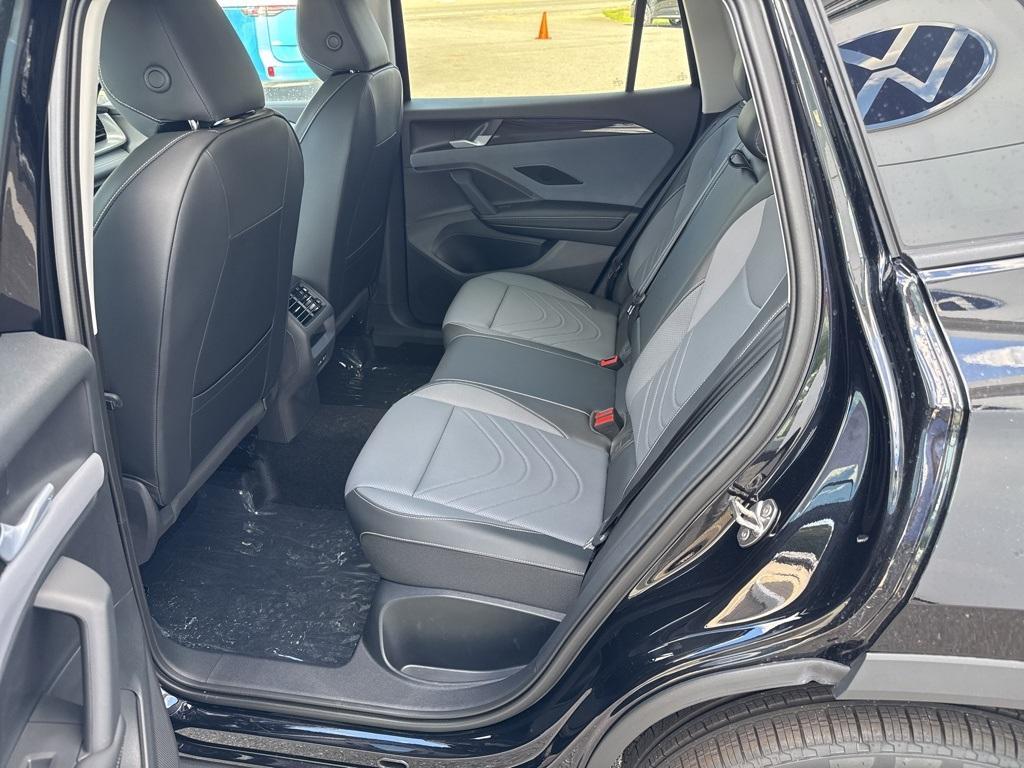 new 2025 Volkswagen Tiguan car, priced at $34,530