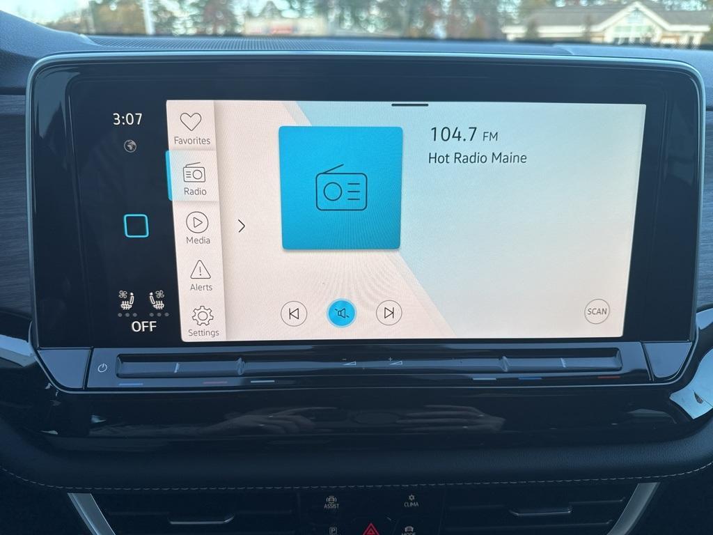 new 2026 Volkswagen Atlas car, priced at $54,320