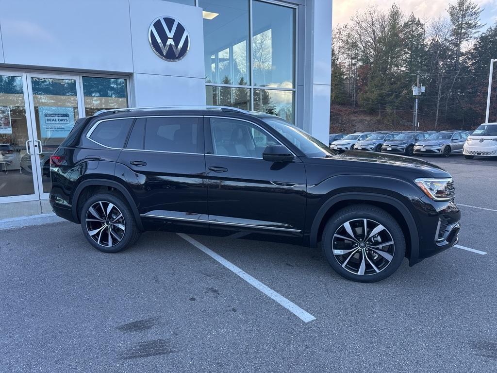 new 2026 Volkswagen Atlas car, priced at $54,320