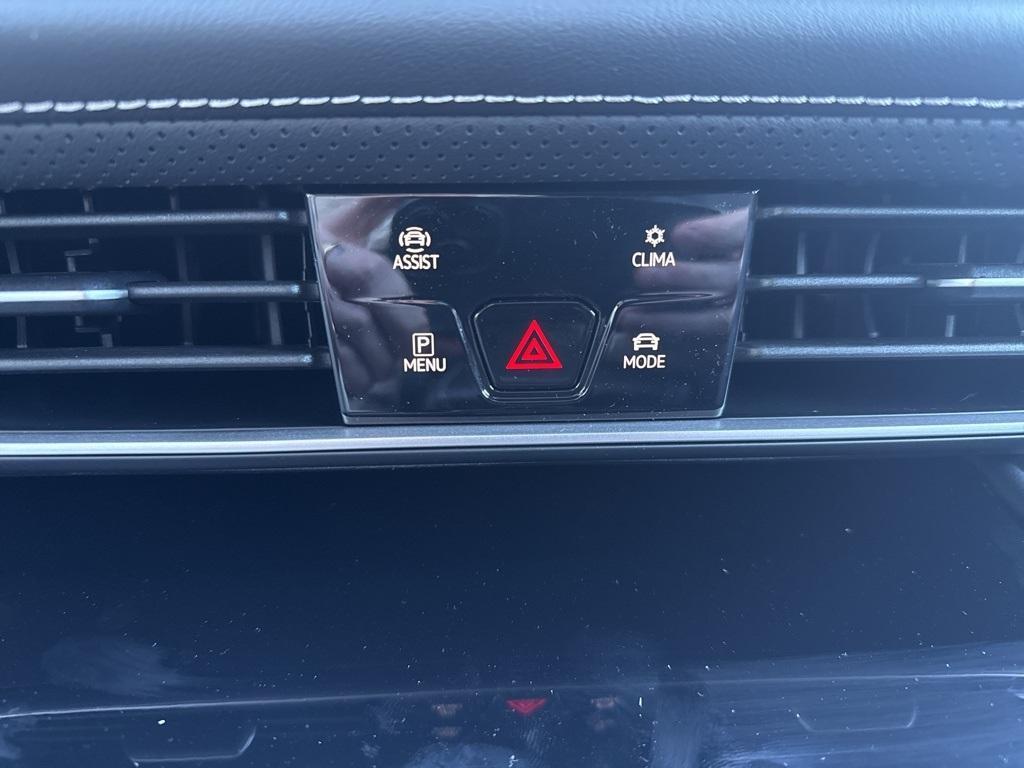 new 2026 Volkswagen Atlas car, priced at $54,320