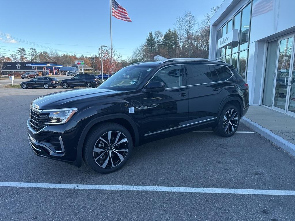 new 2026 Volkswagen Atlas car, priced at $54,320