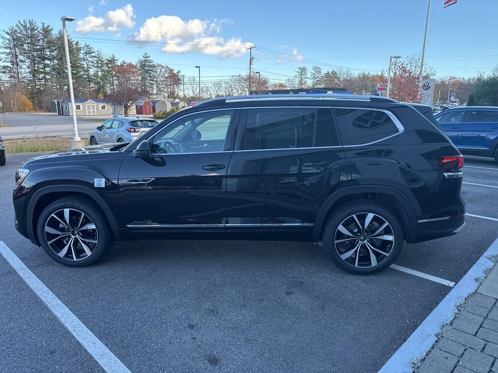 new 2026 Volkswagen Atlas car, priced at $54,320