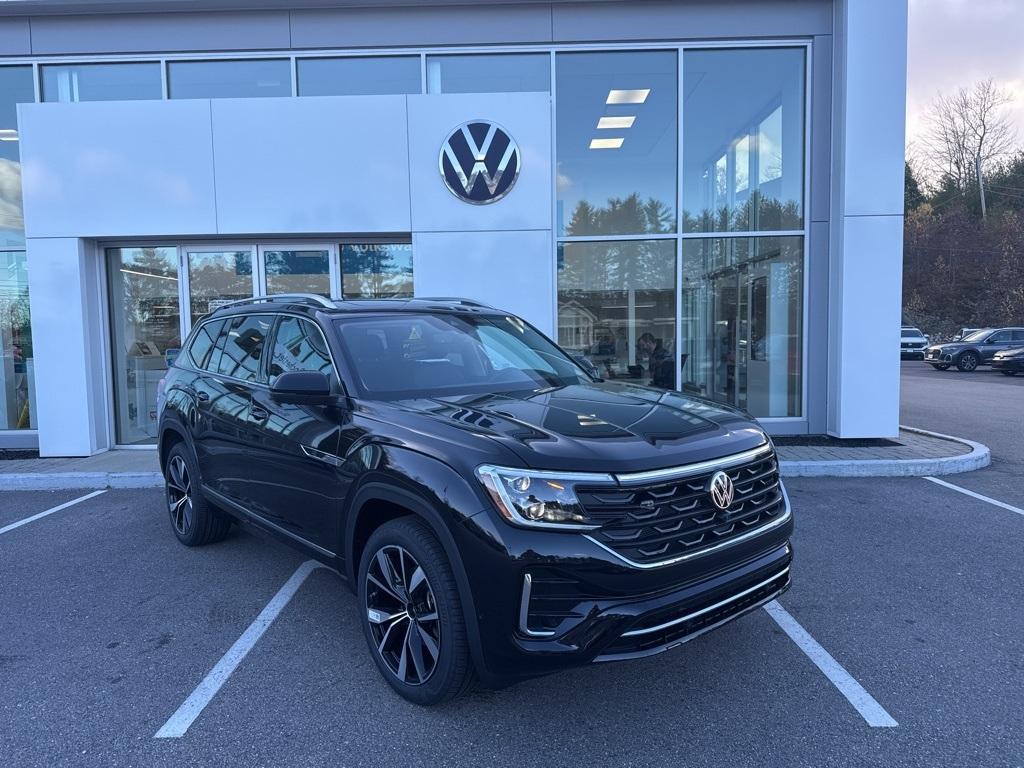 new 2026 Volkswagen Atlas car, priced at $54,320