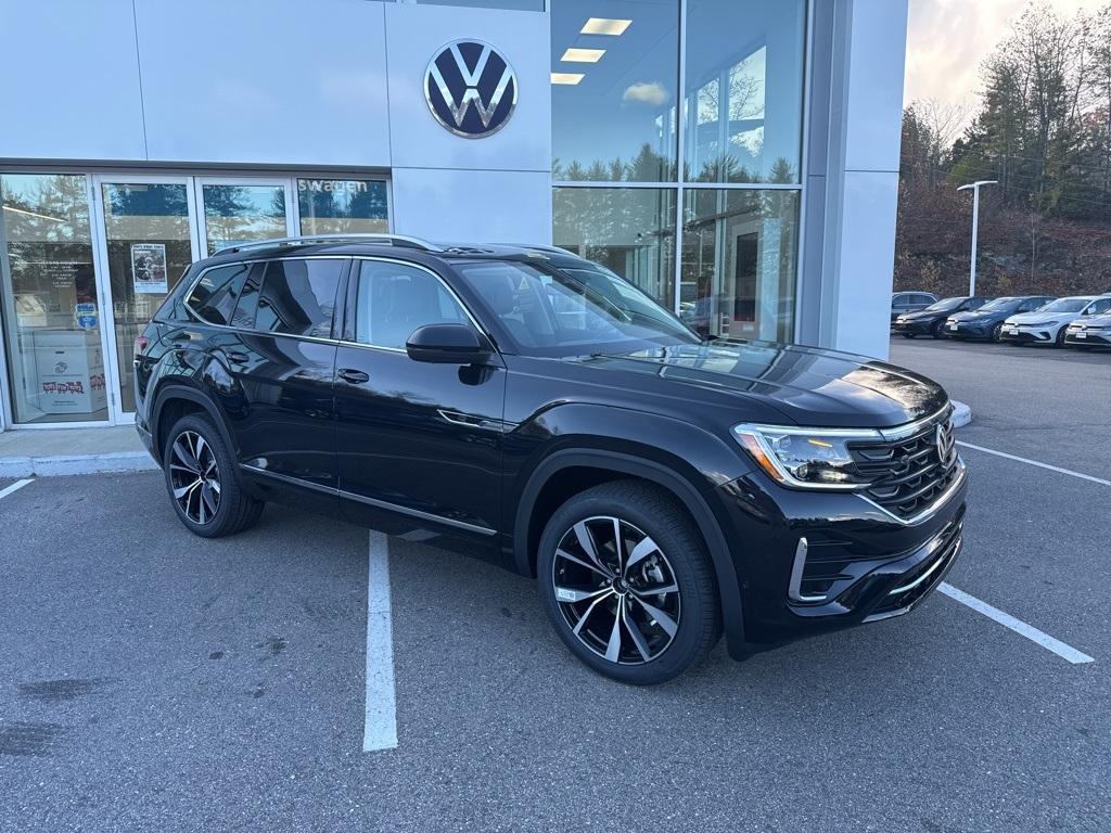 new 2026 Volkswagen Atlas car, priced at $54,320