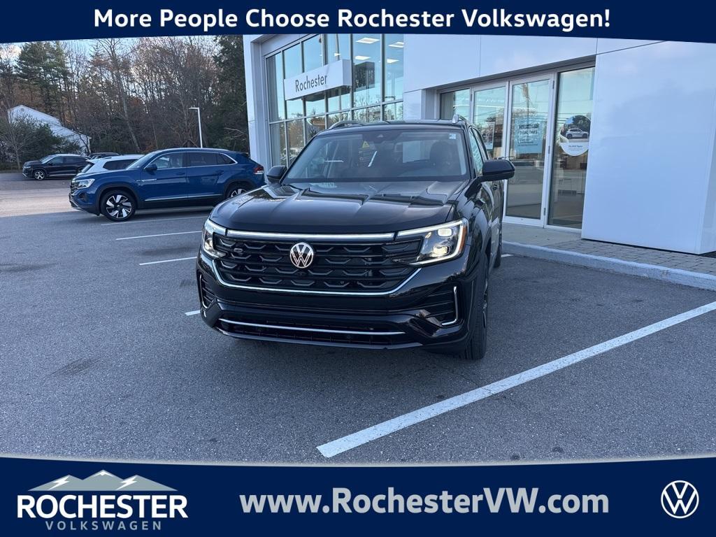 new 2026 Volkswagen Atlas car, priced at $54,320