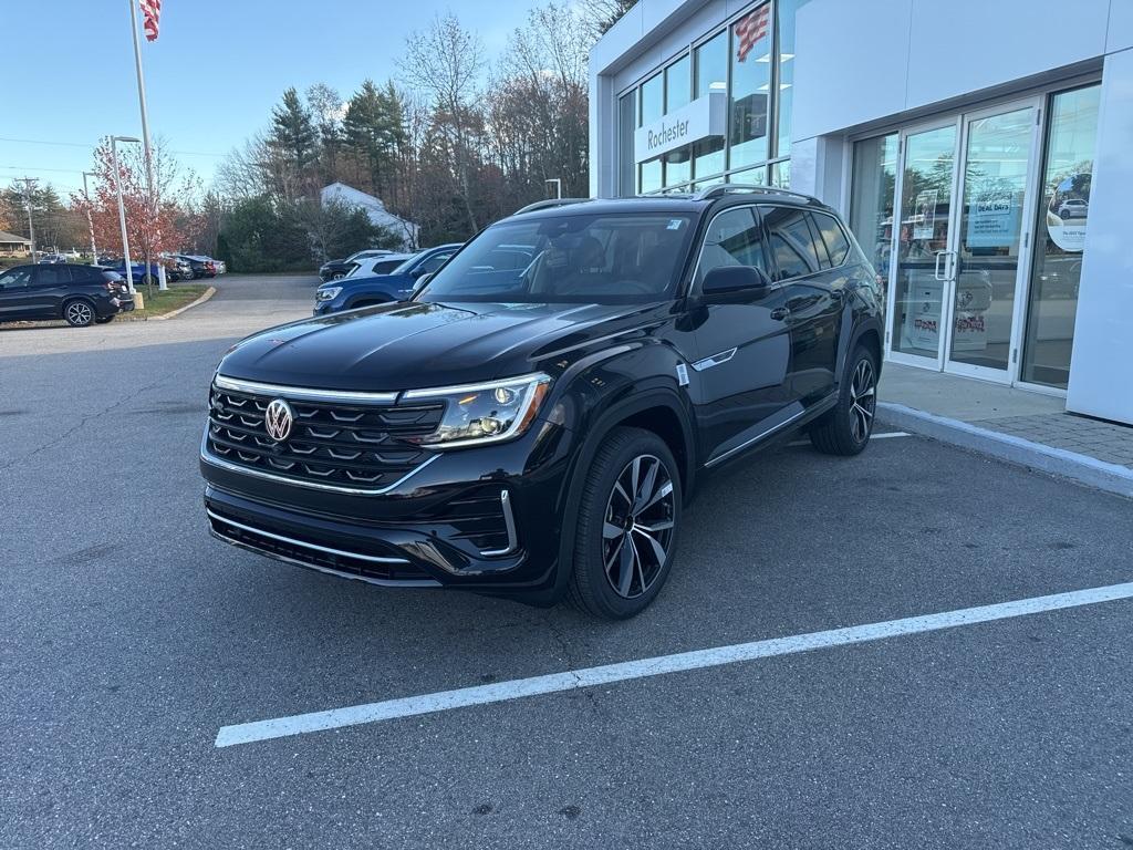 new 2026 Volkswagen Atlas car, priced at $54,320
