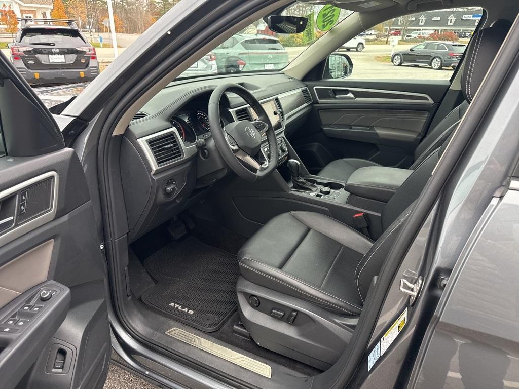 used 2021 Volkswagen Atlas car, priced at $23,998
