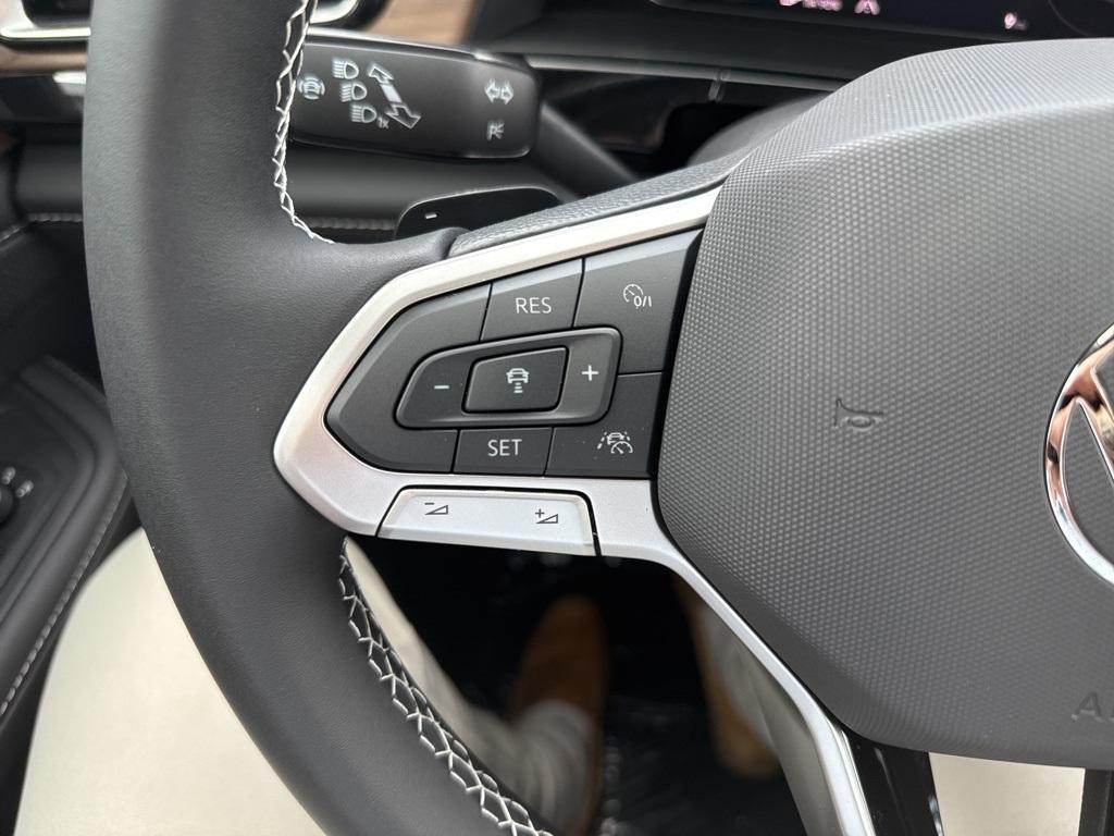 new 2026 Volkswagen Atlas car, priced at $46,273