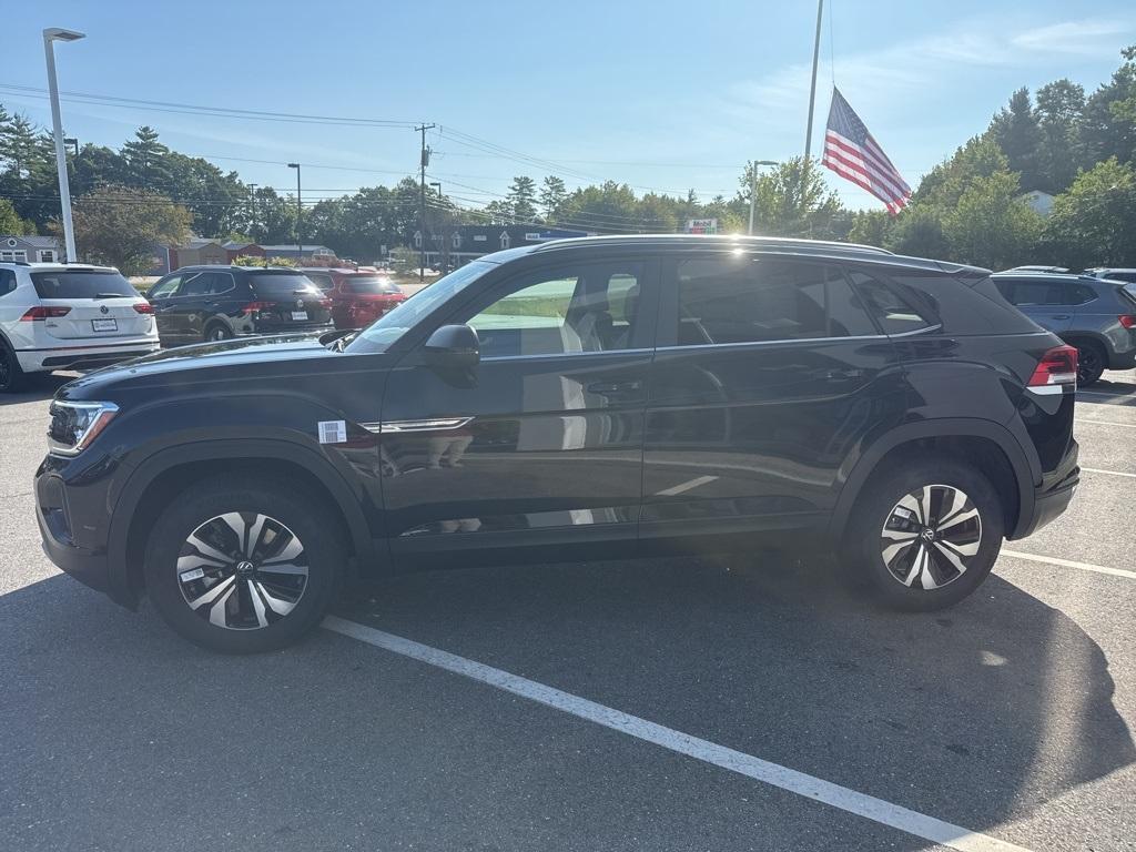 new 2026 Volkswagen Atlas Cross Sport car, priced at $40,169