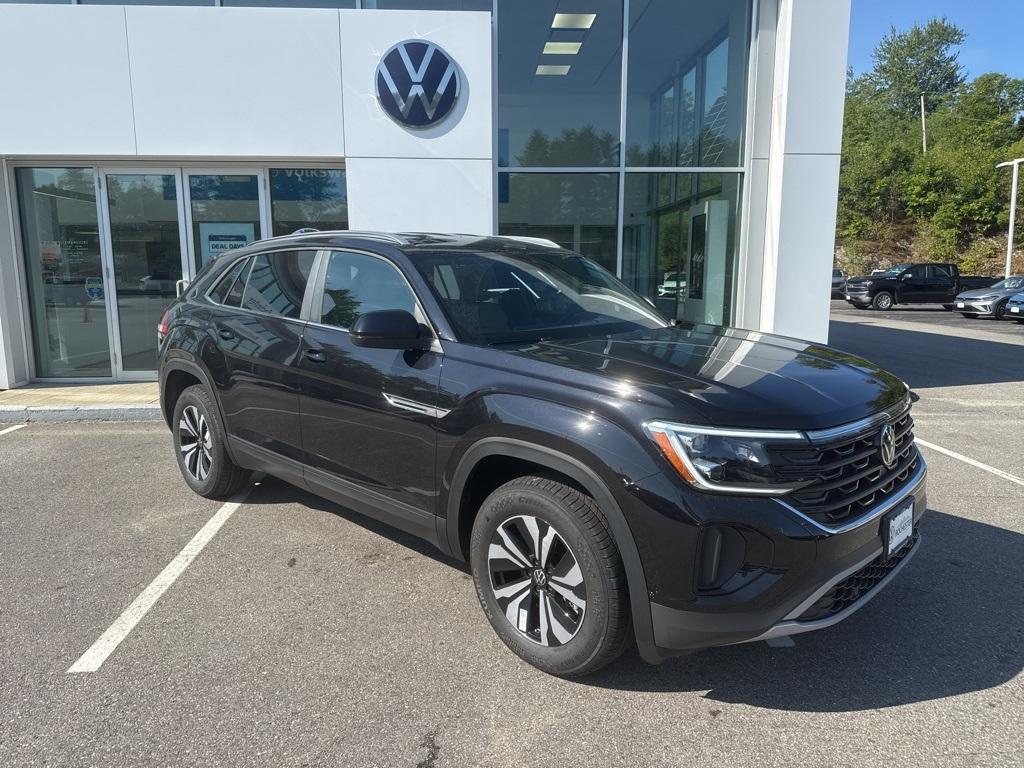 new 2026 Volkswagen Atlas Cross Sport car, priced at $40,169
