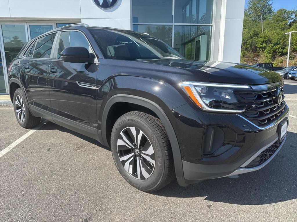 new 2026 Volkswagen Atlas Cross Sport car, priced at $40,169