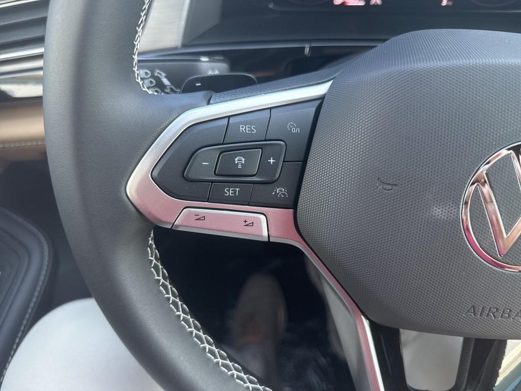 new 2026 Volkswagen Atlas Cross Sport car, priced at $40,169