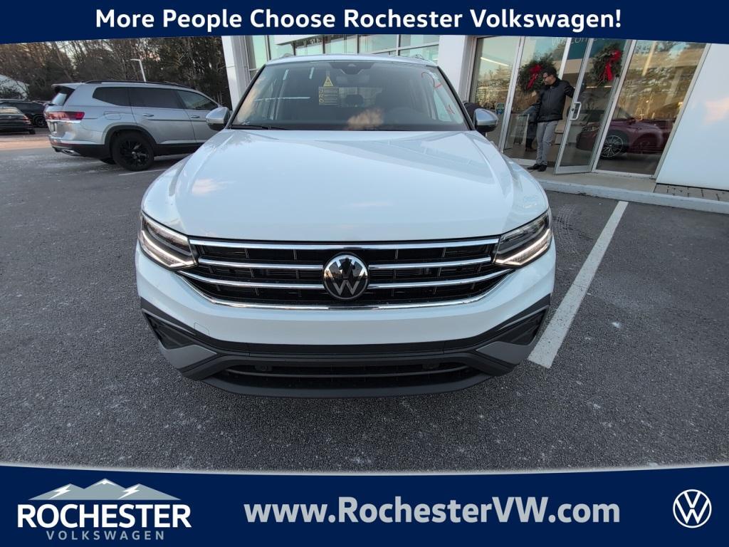 new 2024 Volkswagen Tiguan car, priced at $31,002