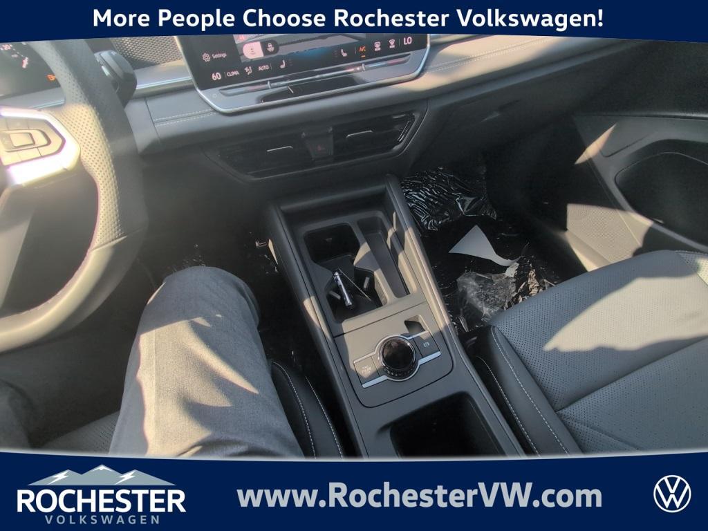 new 2025 Volkswagen Tiguan car, priced at $37,426