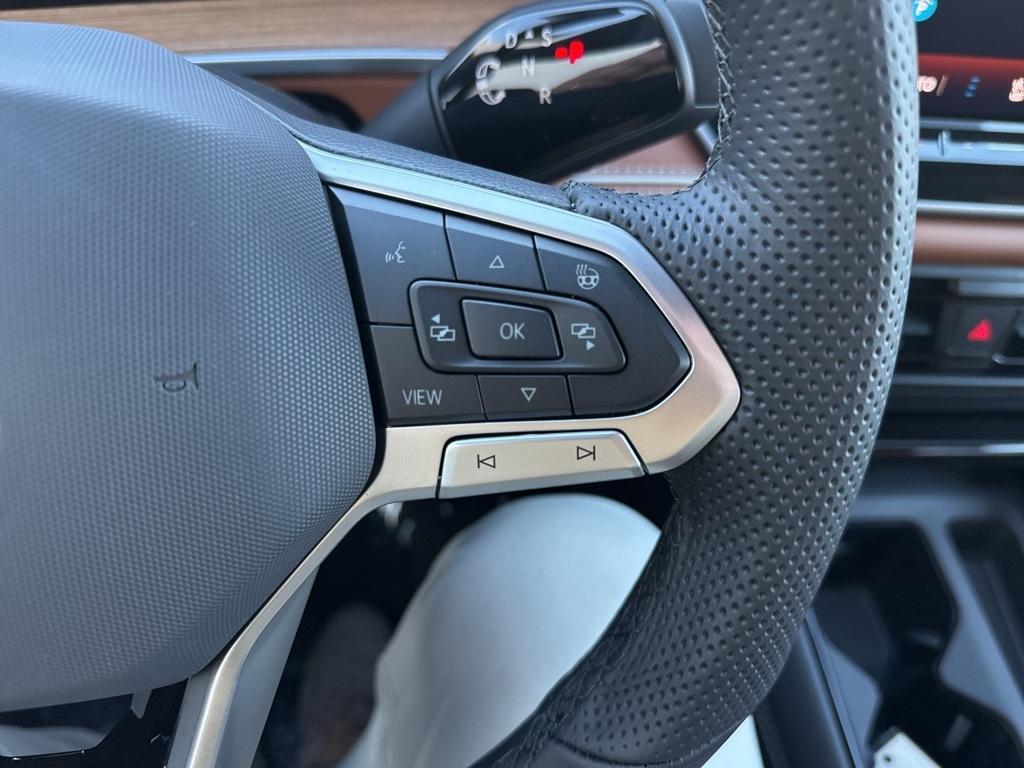 new 2026 Volkswagen Tiguan car, priced at $43,074