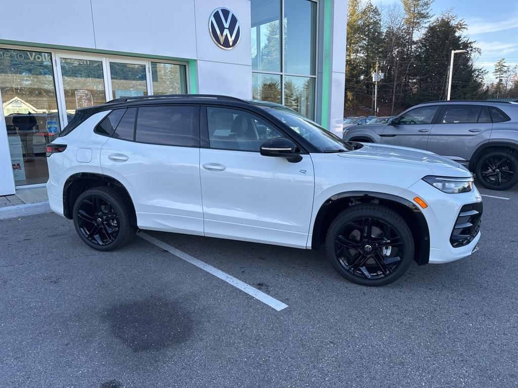 new 2026 Volkswagen Tiguan car, priced at $40,196