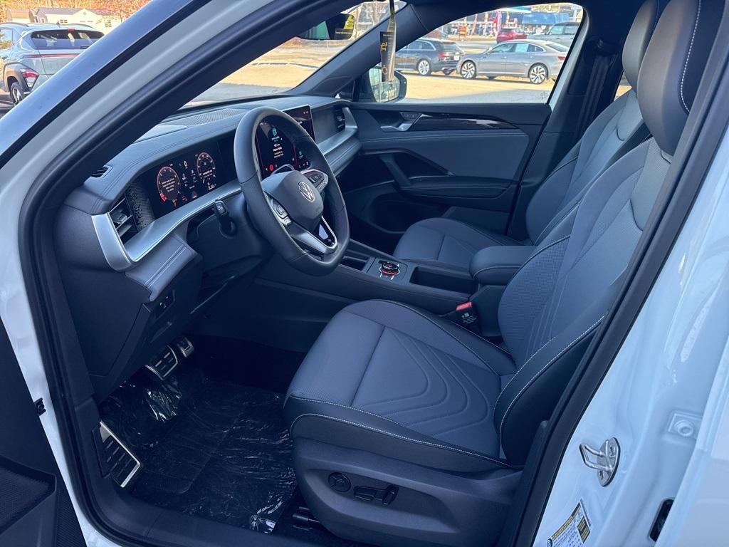 new 2026 Volkswagen Tiguan car, priced at $40,196