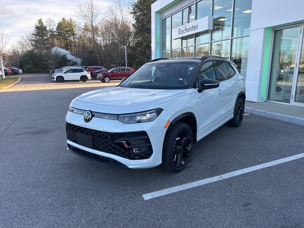 new 2026 Volkswagen Tiguan car, priced at $40,196