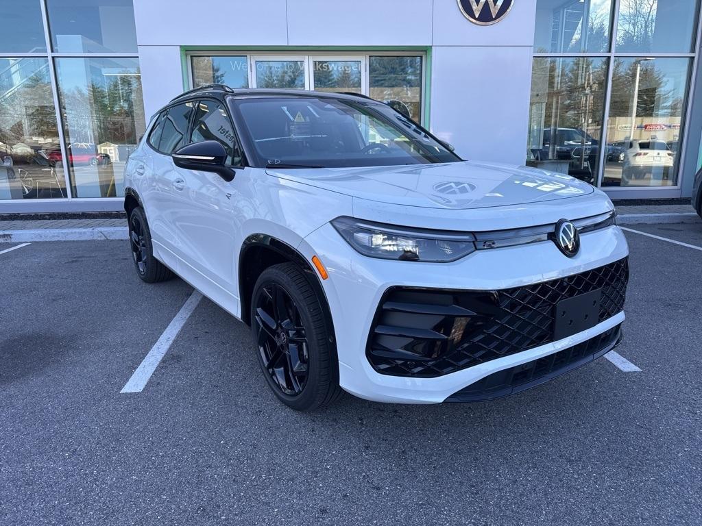 new 2026 Volkswagen Tiguan car, priced at $40,196