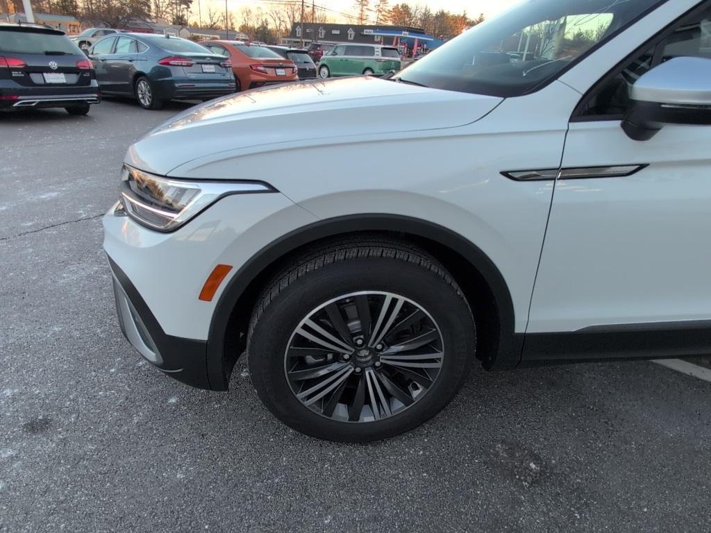 new 2024 Volkswagen Tiguan car, priced at $30,956