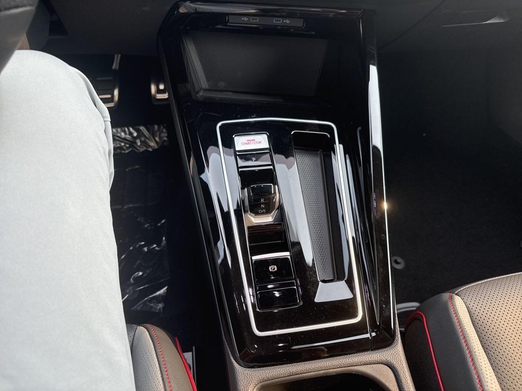 new 2025 Volkswagen Golf GTI car, priced at $39,170