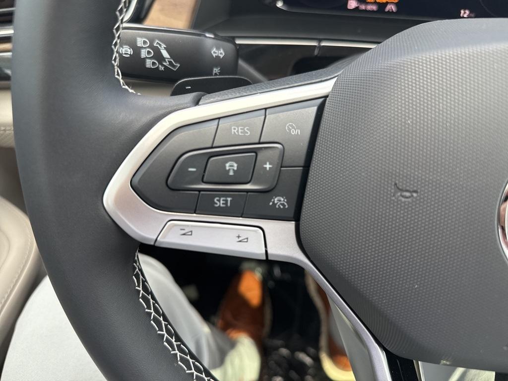 new 2026 Volkswagen Atlas car, priced at $46,350