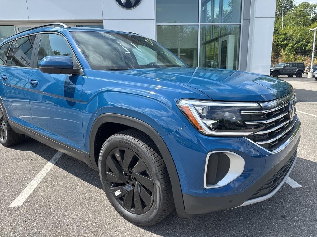 new 2026 Volkswagen Atlas car, priced at $46,350