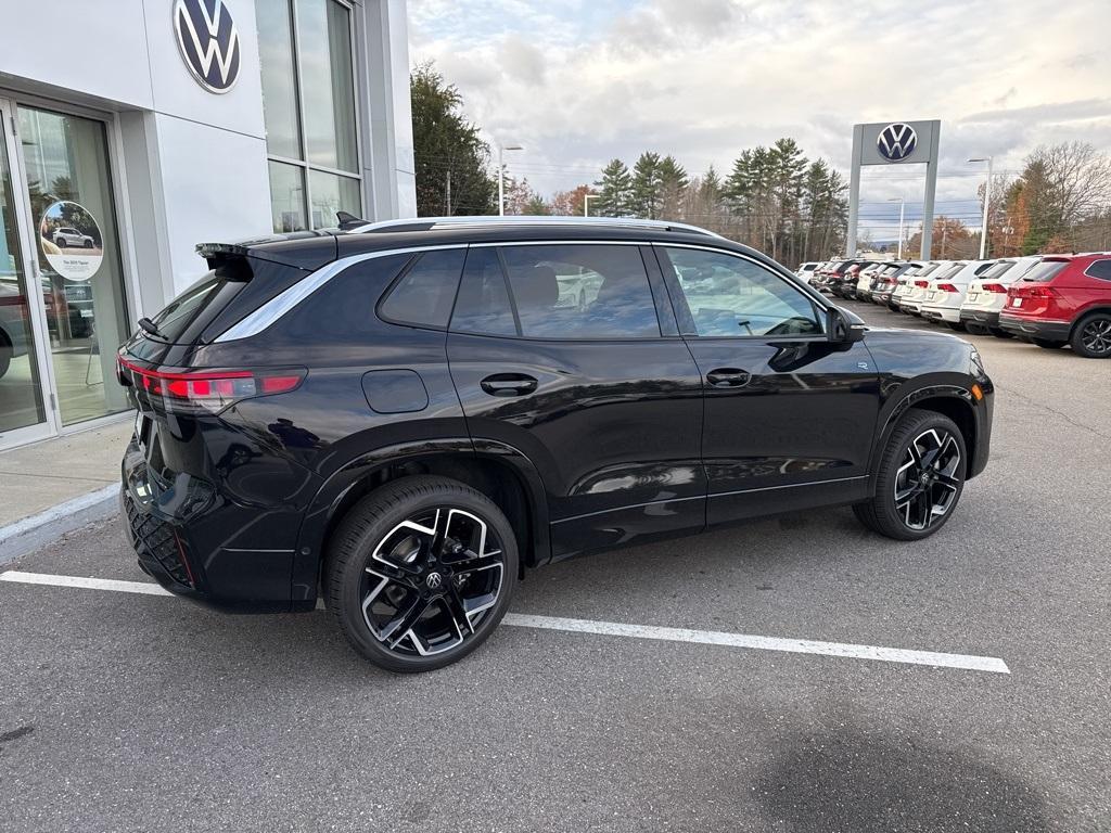 new 2026 Volkswagen Tiguan car, priced at $43,580